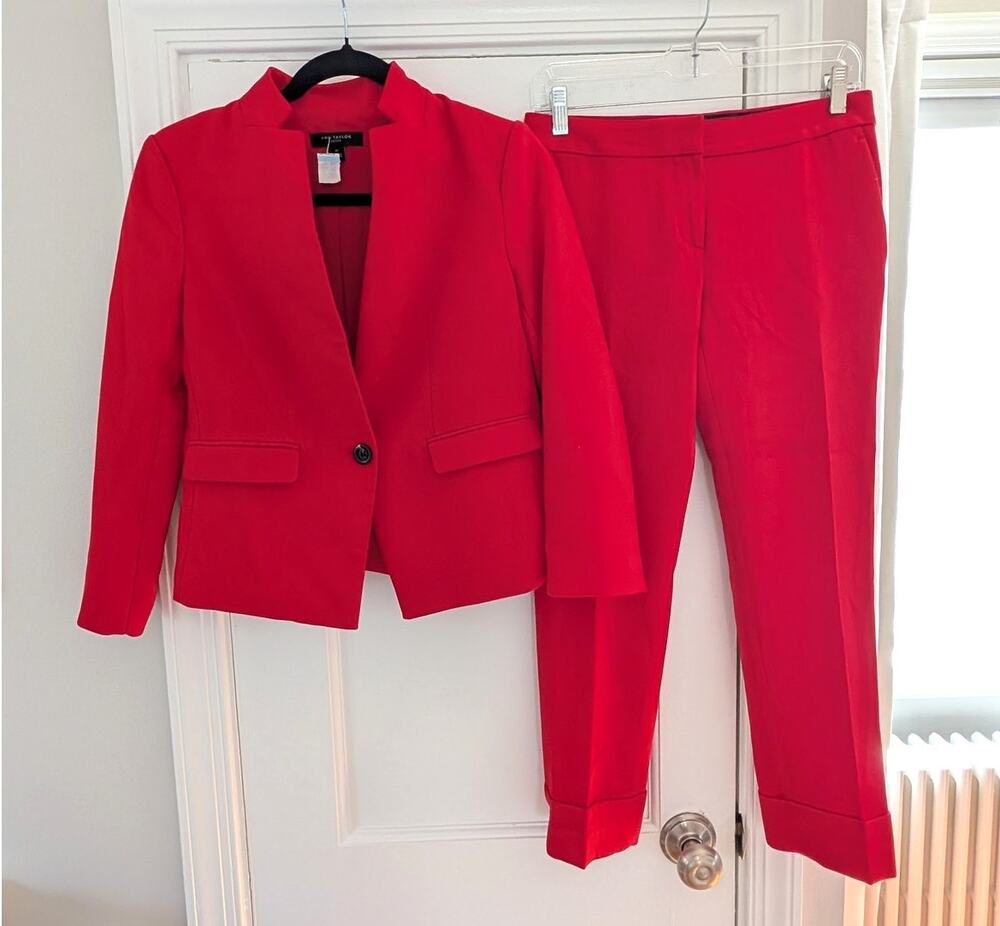 Ann Taylor Petite Cropped Red Suit Sz 0 Petite Cherry Red